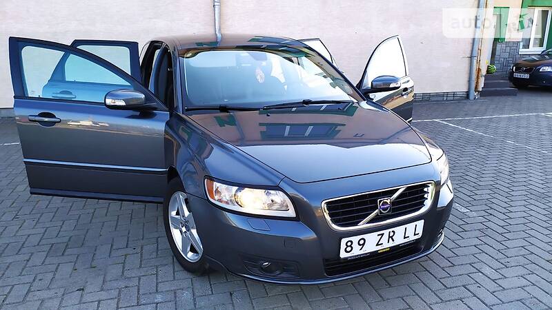 Універсал Volvo V50 2008 в Стрию