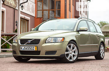 Універсал Volvo V50 2010 в 