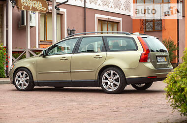 Універсал Volvo V50 2010 в 