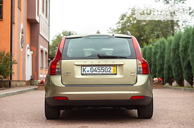 Універсал Volvo V50 2010 в 