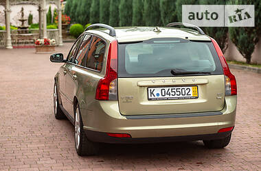 Універсал Volvo V50 2010 в 