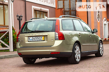 Універсал Volvo V50 2010 в 