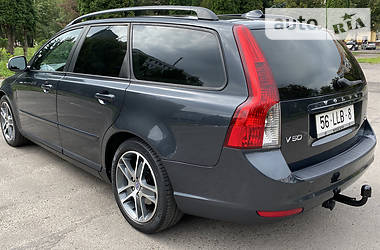 Універсал Volvo V50 2010 в Рівному