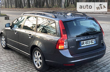 Универсал Volvo V50 2010 в Львове