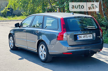 Универсал Volvo V50 2012 в Ровно