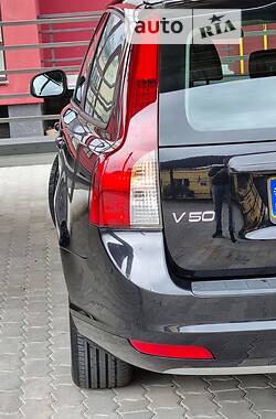 Универсал Volvo V50 2010 в Дрогобыче