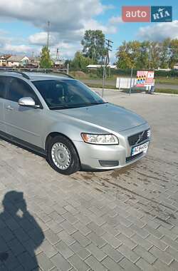 Універсал Volvo V50 2010 в Іваничах