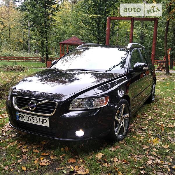 Volvo V50 Volvo V50 LIMITED