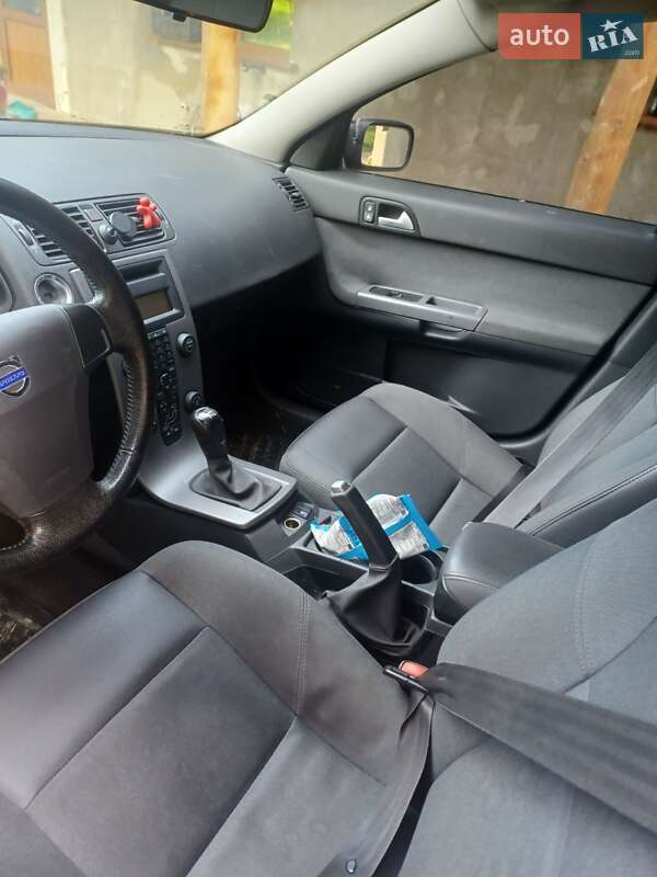 Универсал Volvo V50 2005 в Хусте фото 9 Универсал Volvo V50 2005 в Хусте