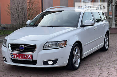 Универсал Volvo V50 2012 в 