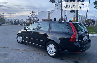 Универсал Volvo V50 2009 в 