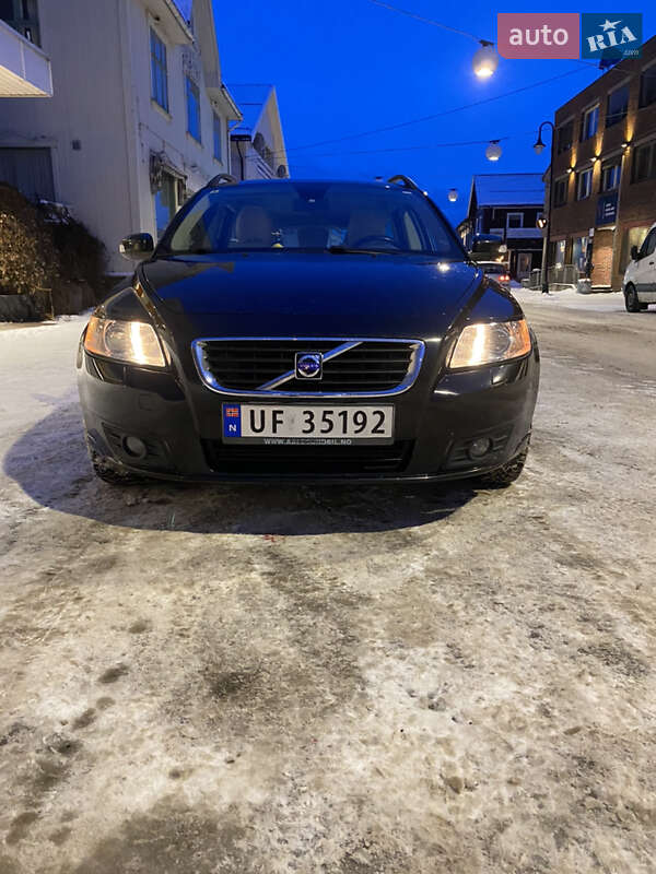 Універсал Volvo V50 2008 в Хмельницькому