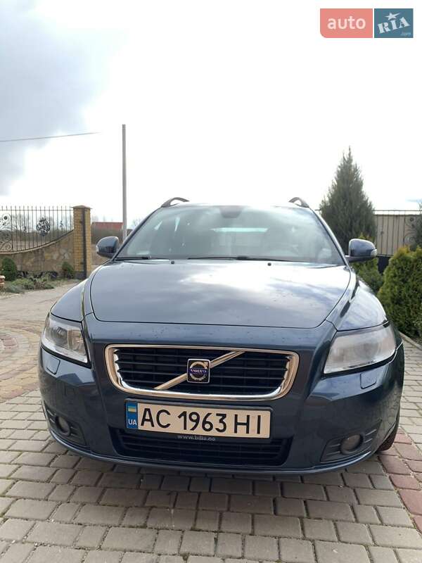 Універсал Volvo V50 2010 в Луцьку