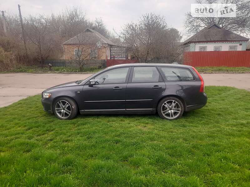 Универсал Volvo V50 2009 в Долинской фото 23 Универсал Volvo V50 2009 в Долинской