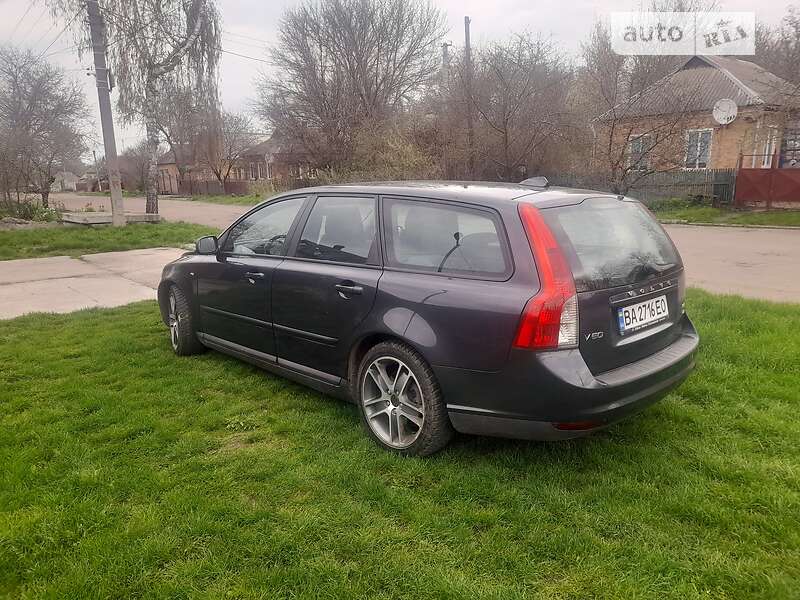 Универсал Volvo V50 2009 в Долинской фото 12 Универсал Volvo V50 2009 в Долинской