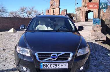 Универсал Volvo V50 2011 в Корце