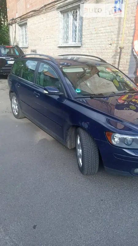 Volvo V50