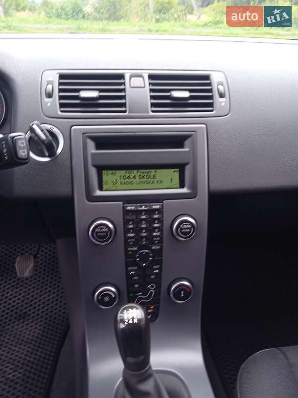 Універсал Volvo V50 2008 в Миколаєві