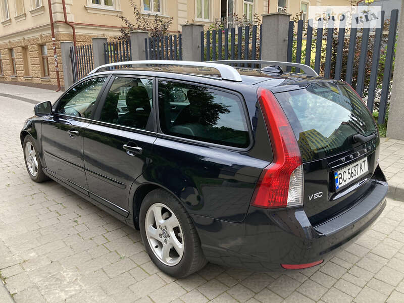 Универсал Volvo V50 2010 в Львове фото 3 Универсал Volvo V50 2010 в Львове