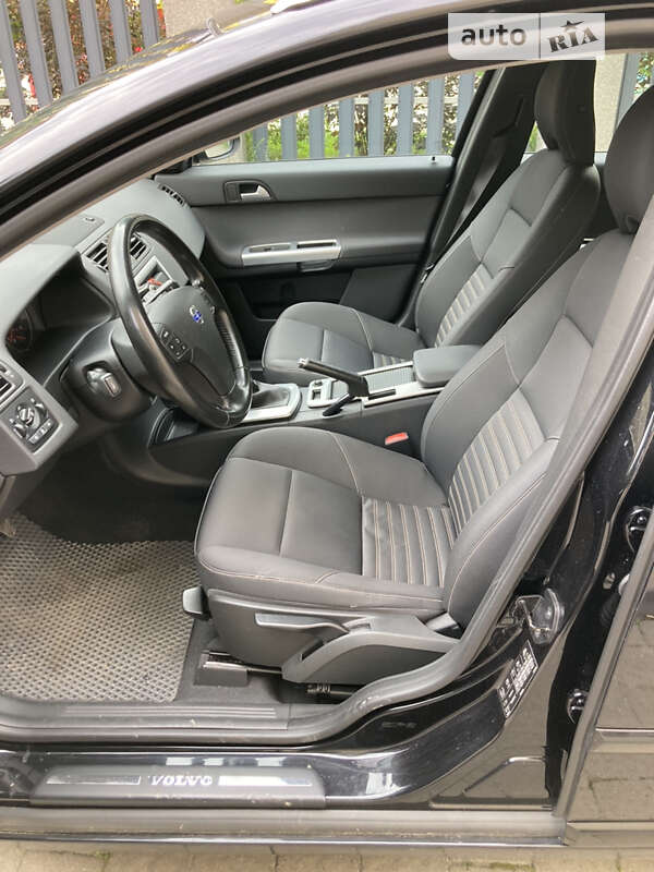 Универсал Volvo V50 2010 в Львове фото 22 Универсал Volvo V50 2010 в Львове