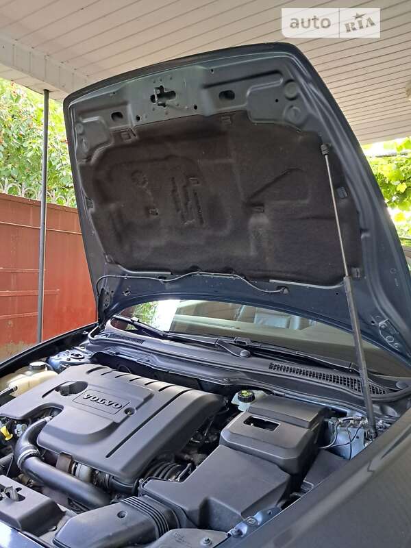 Универсал Volvo V50 2008 в Чемеровцах