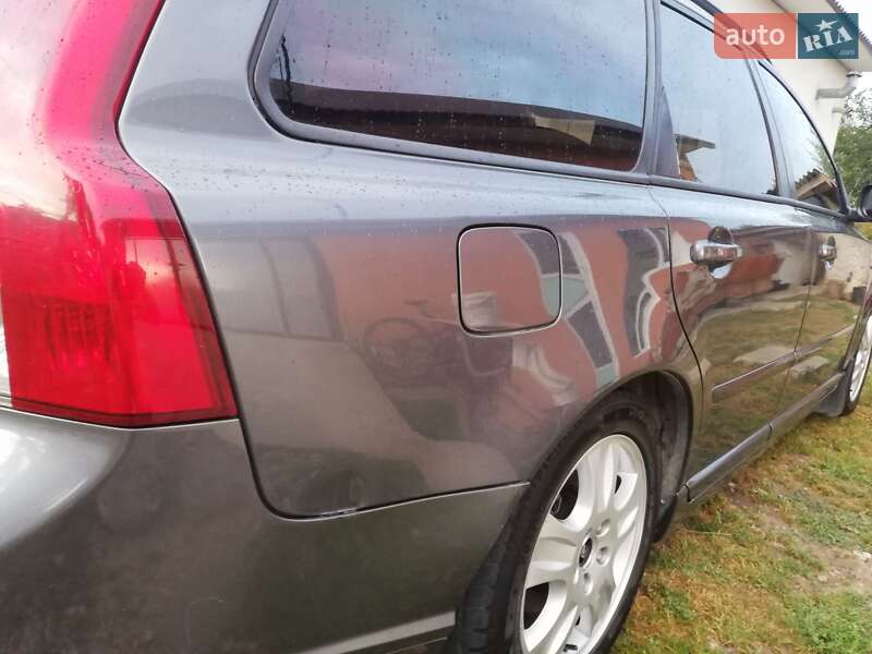 Універсал Volvo V50 2009 в Чемерівцях