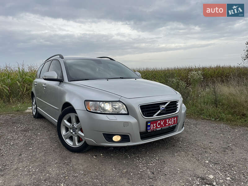 Volvo V50 2010