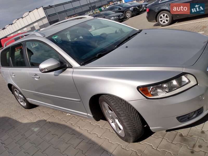 Volvo V50 2012