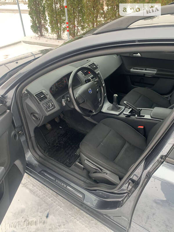 Универсал Volvo V50 2011 в Луцке фото 20 Универсал Volvo V50 2011 в Луцке