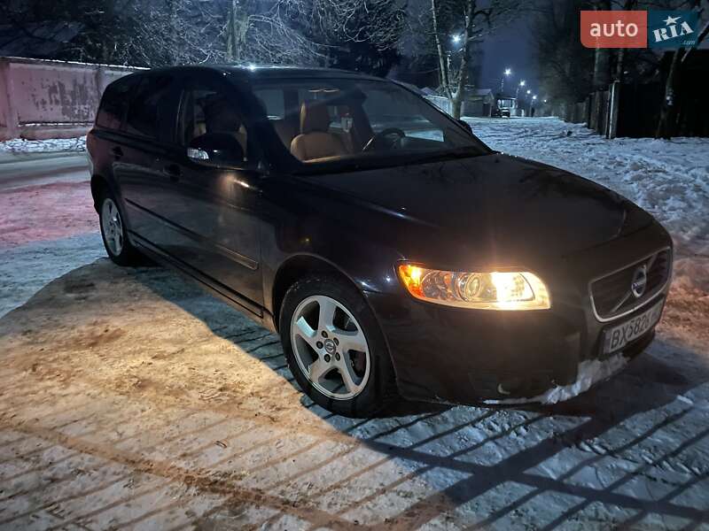 Універсал Volvo V50 2010 в Старокостянтинові