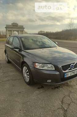 Універсал Volvo V50 2011 в Полтаві