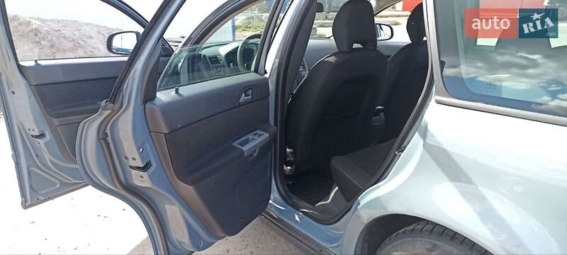 Універсал Volvo V50 2010 в Маневичах