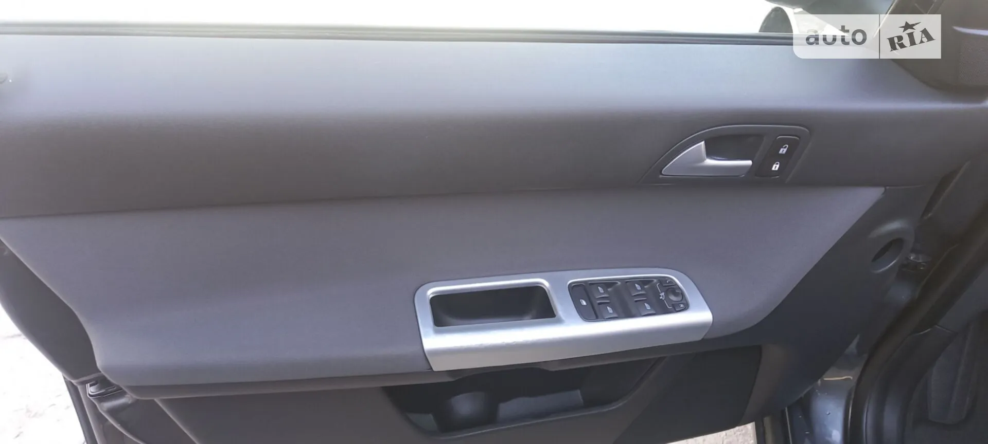 2010 Volvo V50 - мініатюра 14