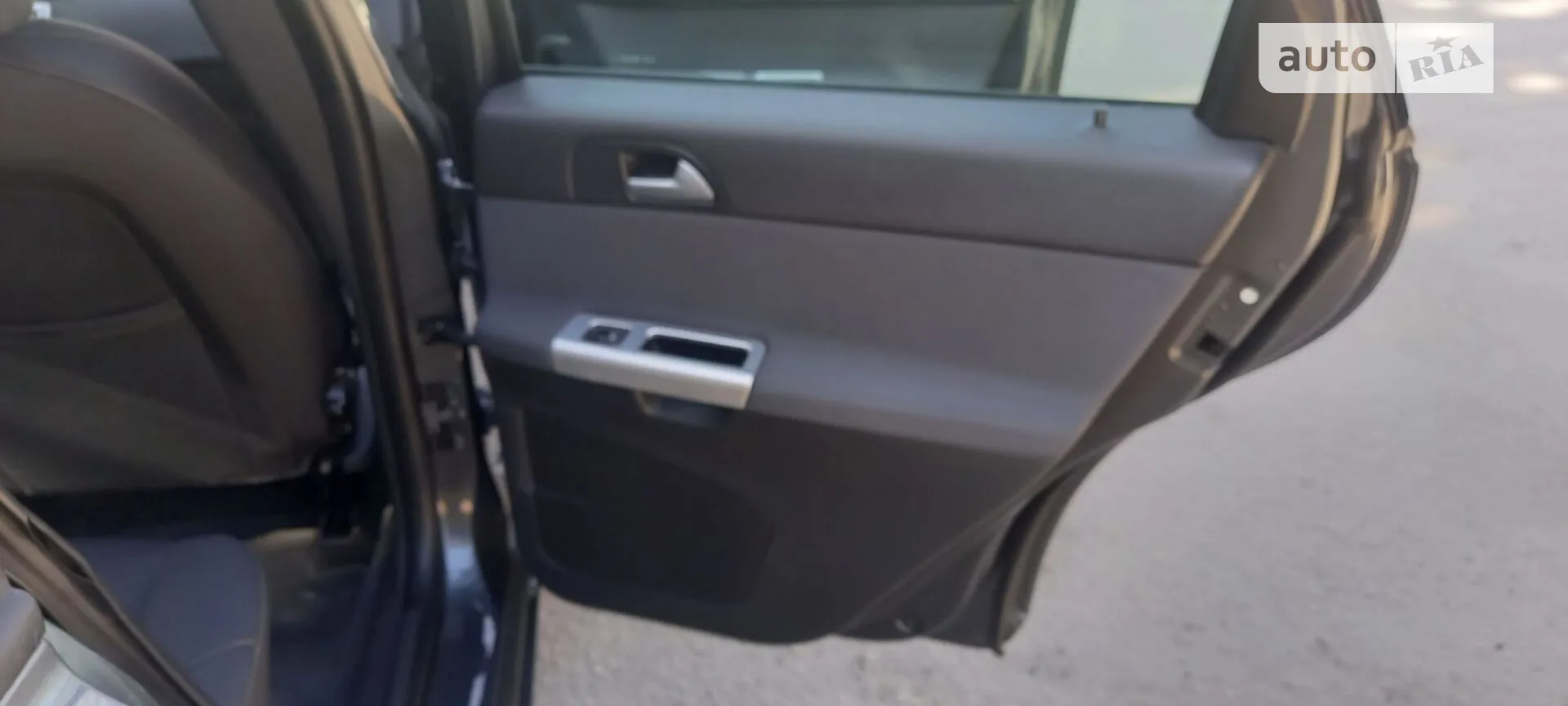 2010 Volvo V50 - мініатюра 19