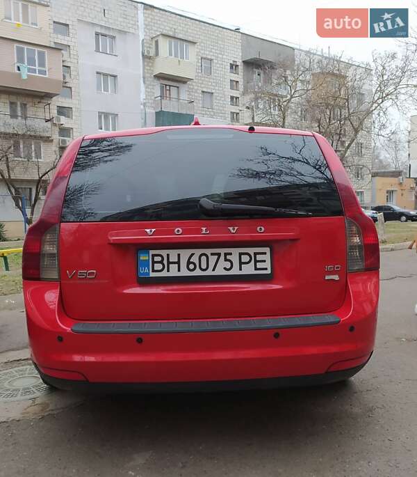 Универсал Volvo V50 2010 в Болграде