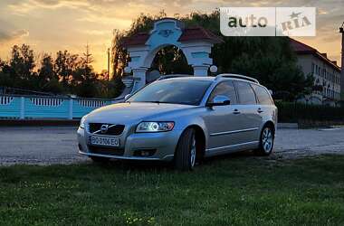 Универсал Volvo V50 2012 в Тернополе