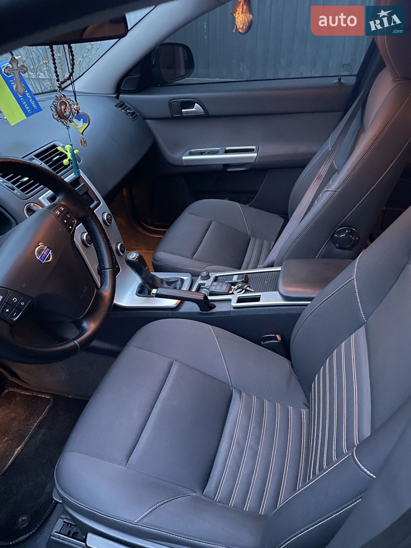 2010 Volvo V50 - мініатюра 3