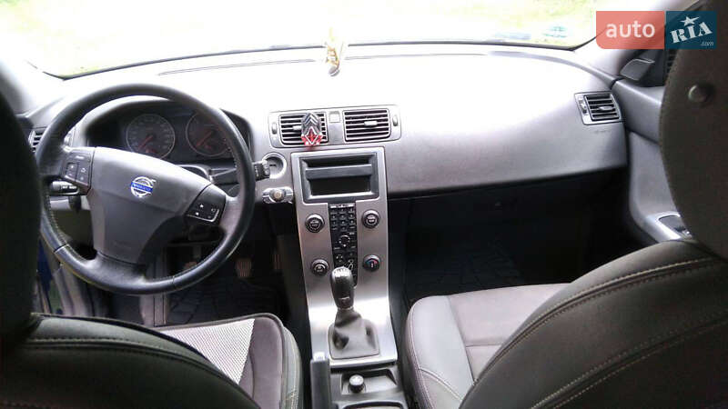 Універсал Volvo V50 2006 в Коломиї