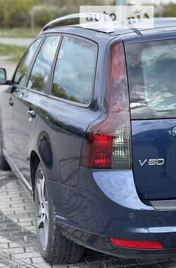 Универсал Volvo V50 2011 в Львове