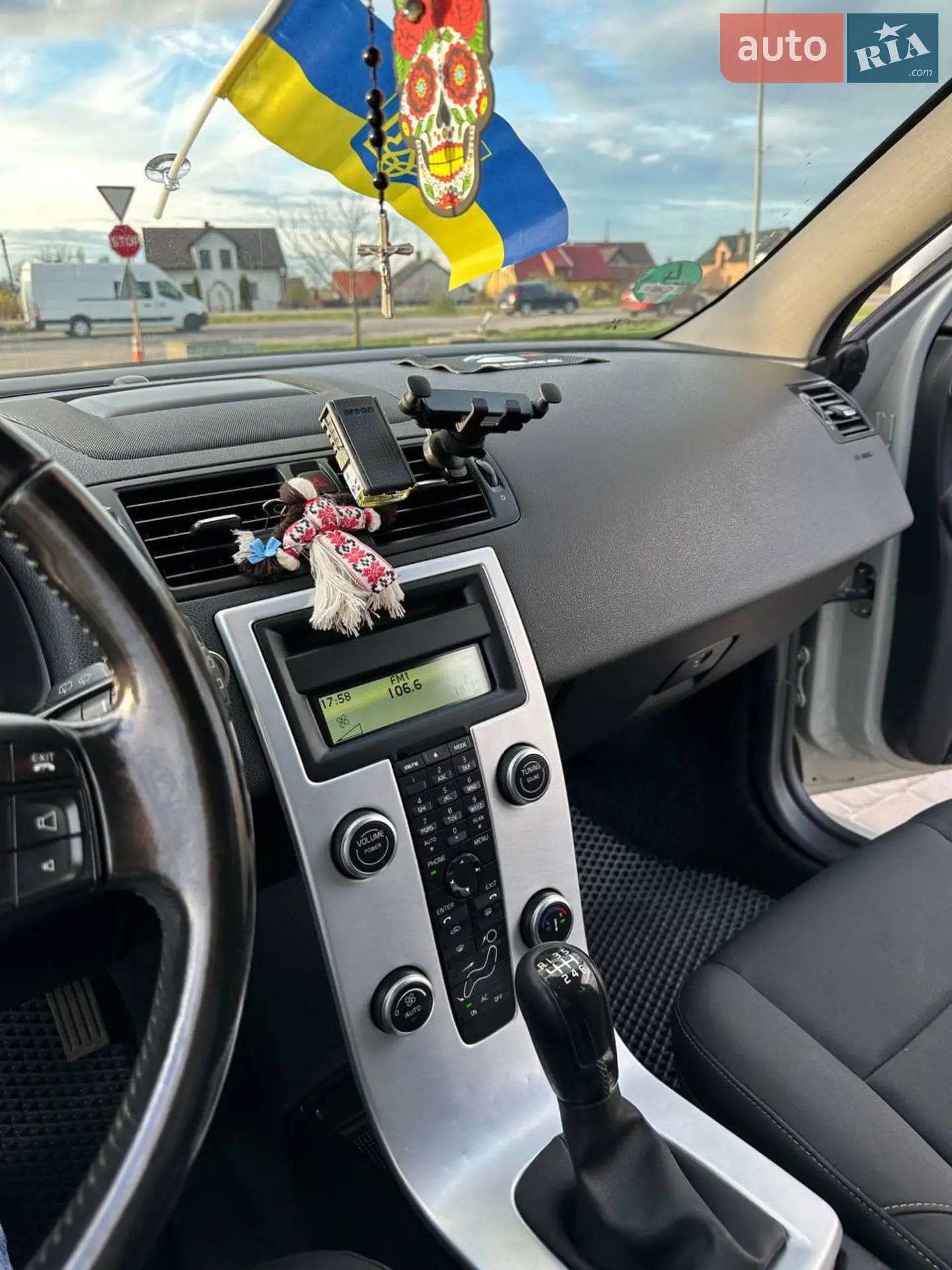 2011 Volvo V50 - мініатюра 10