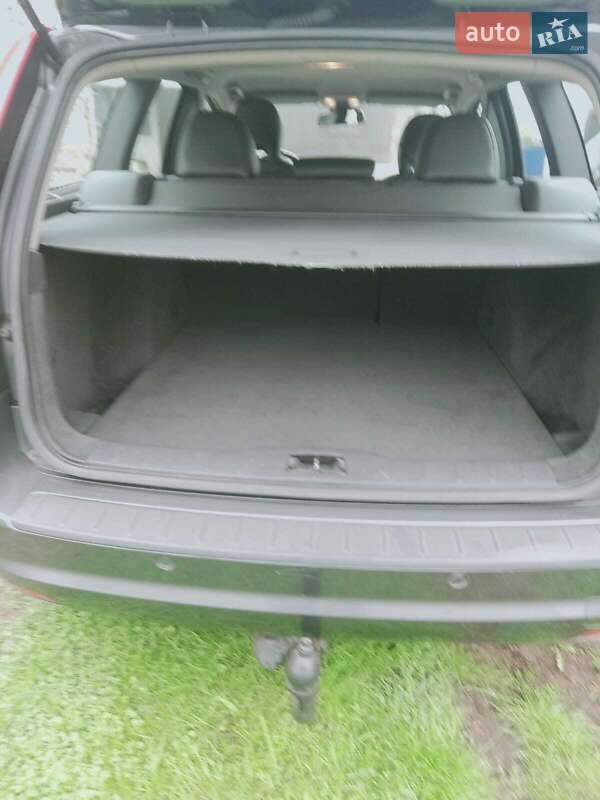 Універсал Volvo V50 2010 в Решетилівці