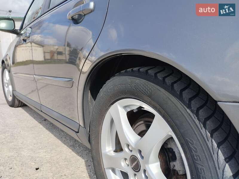 Універсал Volvo V50 2007 в Звягелі