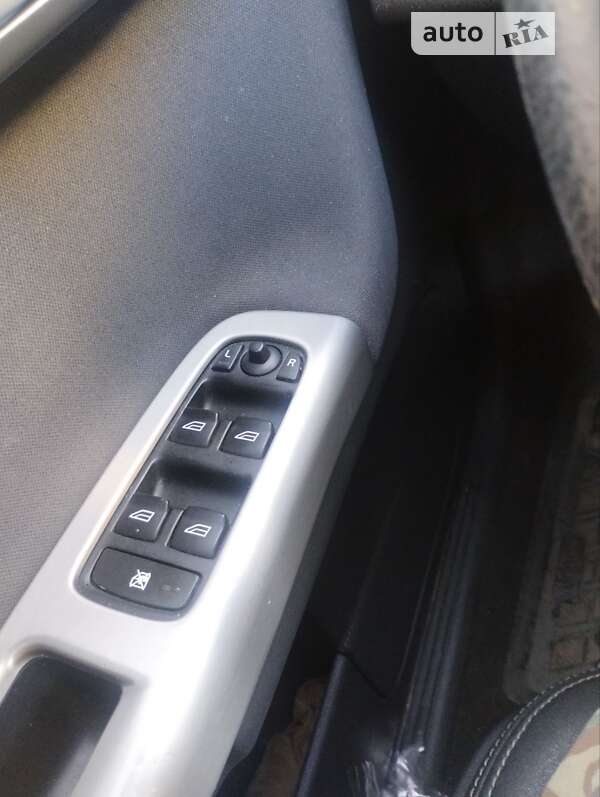 Универсал Volvo V50 2006 в Луцке