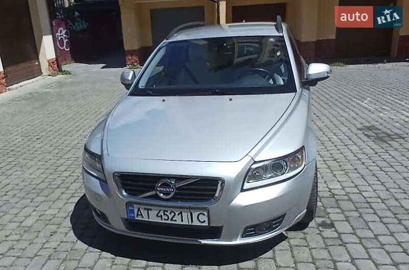 Універсал Volvo V50 2011 в Івано-Франківську