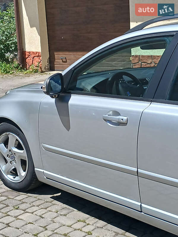 Універсал Volvo V50 2011 в Івано-Франківську