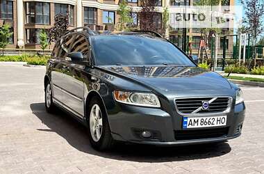 Універсал Volvo V50 2010 в Житомирі