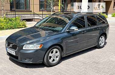 Універсал Volvo V50 2010 в Житомирі