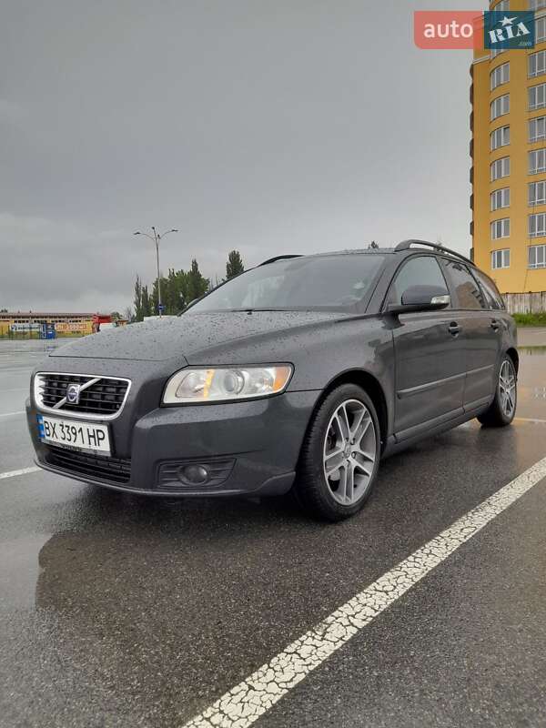 Volvo V50 2009