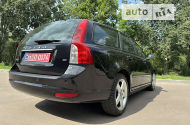 Універсал Volvo V50 2012 в Сумах