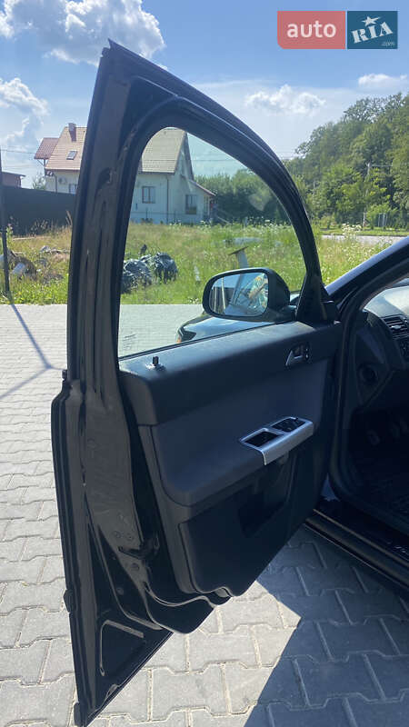 Универсал Volvo V50 2010 в Львове